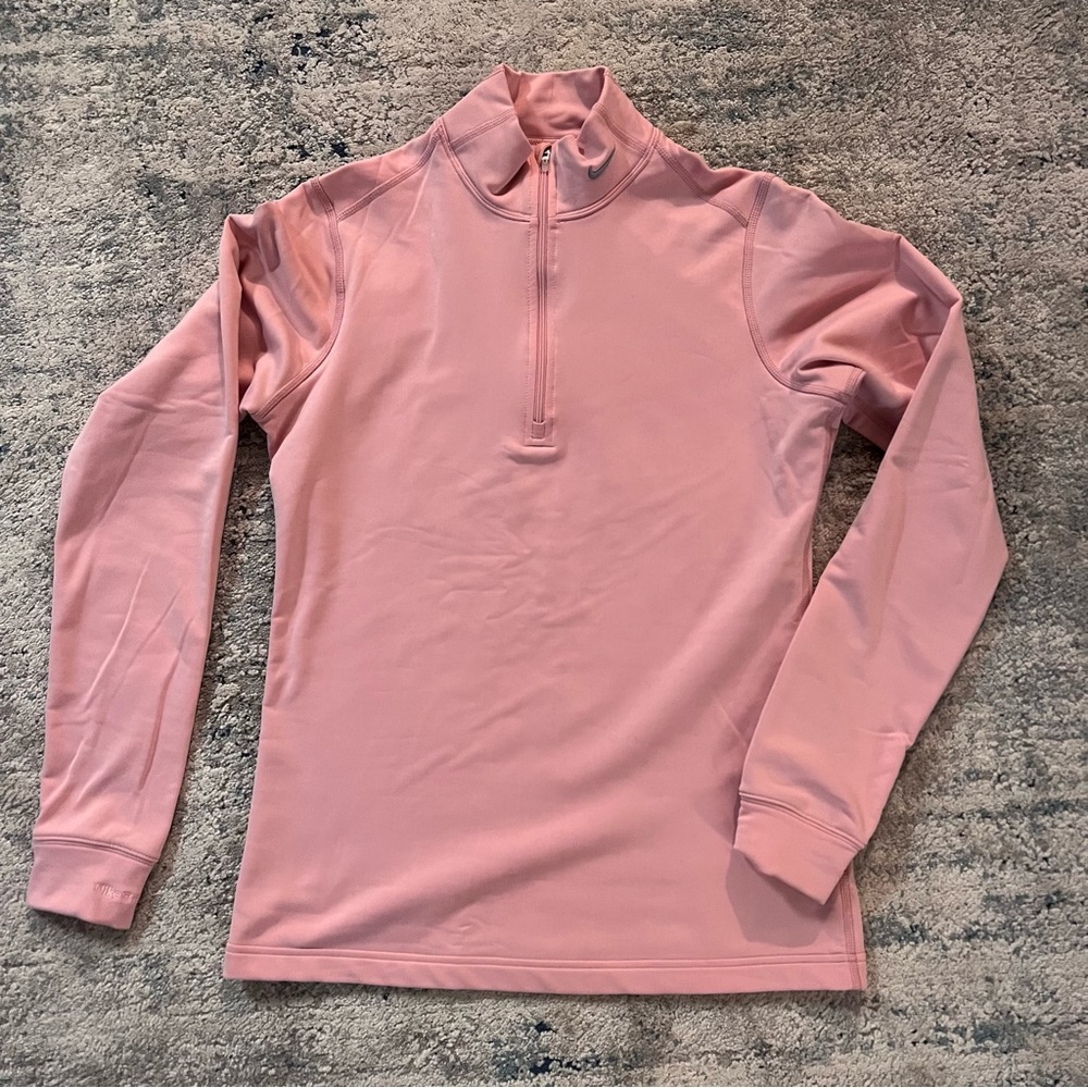Nike women’s top